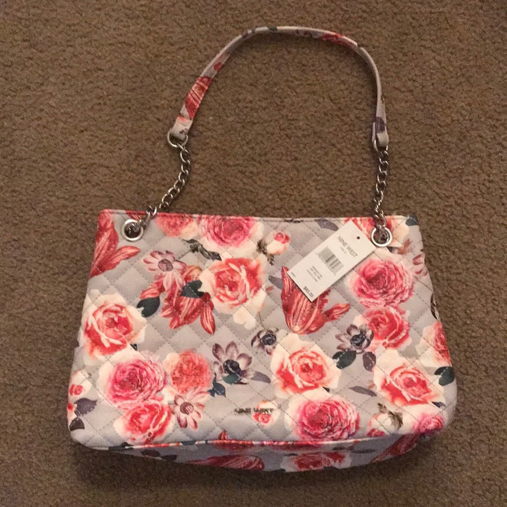 New Nine West Dielle flower 🌺 Purse!!
